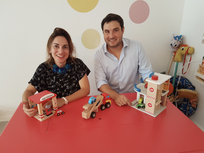 Brinquedos fortalecem elo entre pais e filhos e estimulam o desenvolvimento na primeira infância